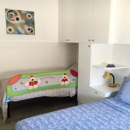 Happy Marina Апартаменты