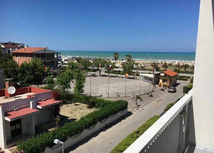 Happy Marina Apartament Vasto