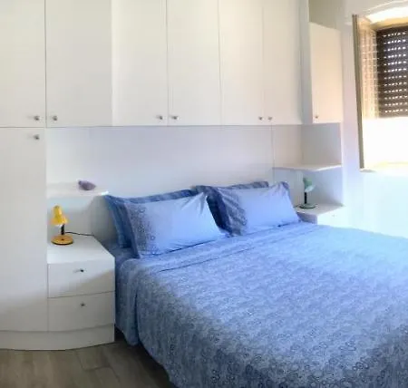 Happy Marina 瓦斯托